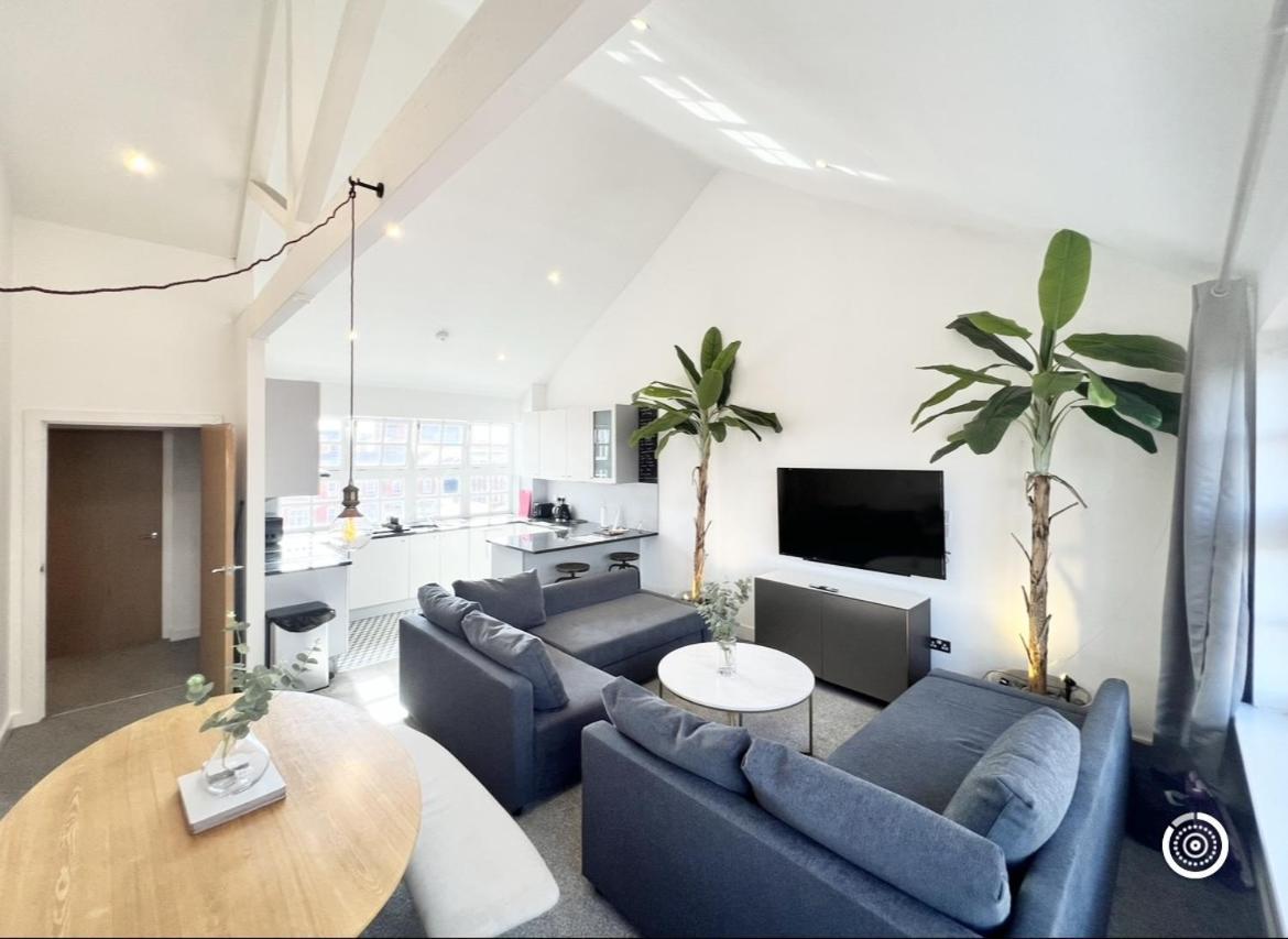 Luxury Apartment In The Heart Of Leicester With Parking Экстерьер фото